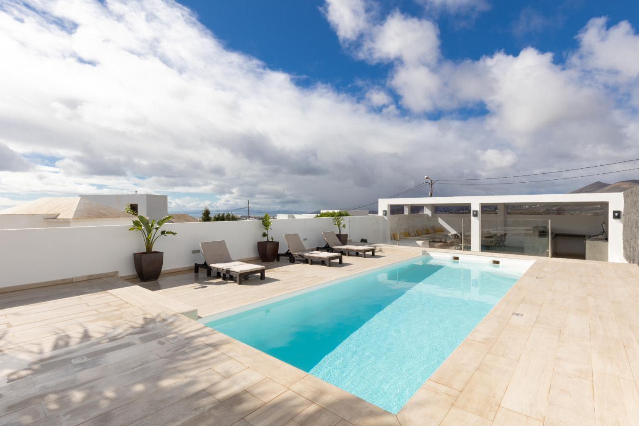 Villa Serenity Tias Exterior photo