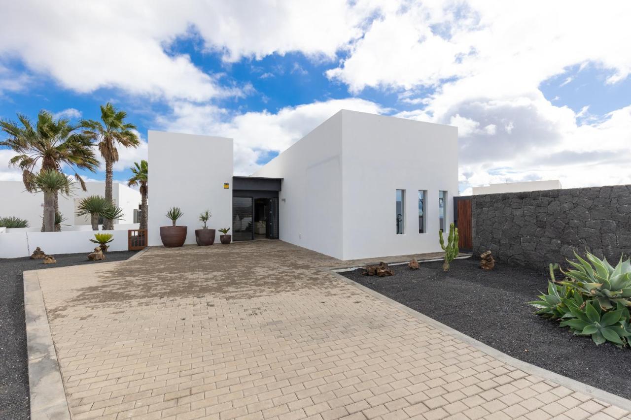 Villa Serenity Tias Exterior photo